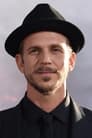 Gustaf Skarsgård isPhilip Meacham