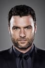 Liev Schreiber isLipa